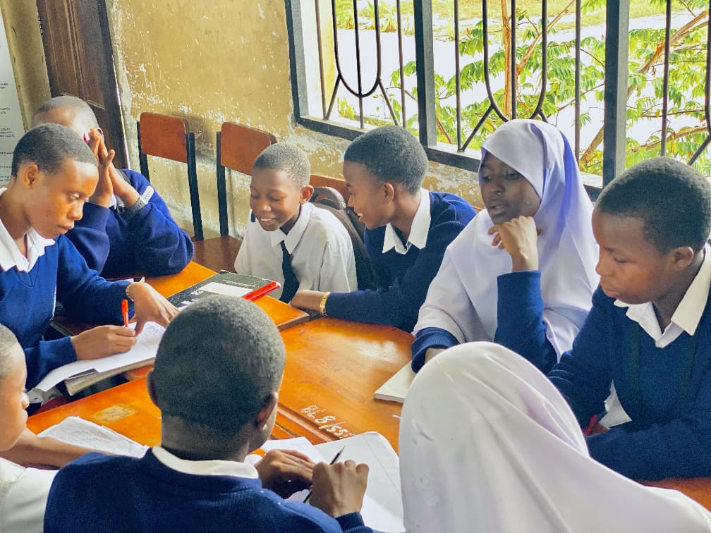 Maadhimisho ya Siku ya Mtoto wa Afrika — Shule ya Sekondari UAMUZI 11