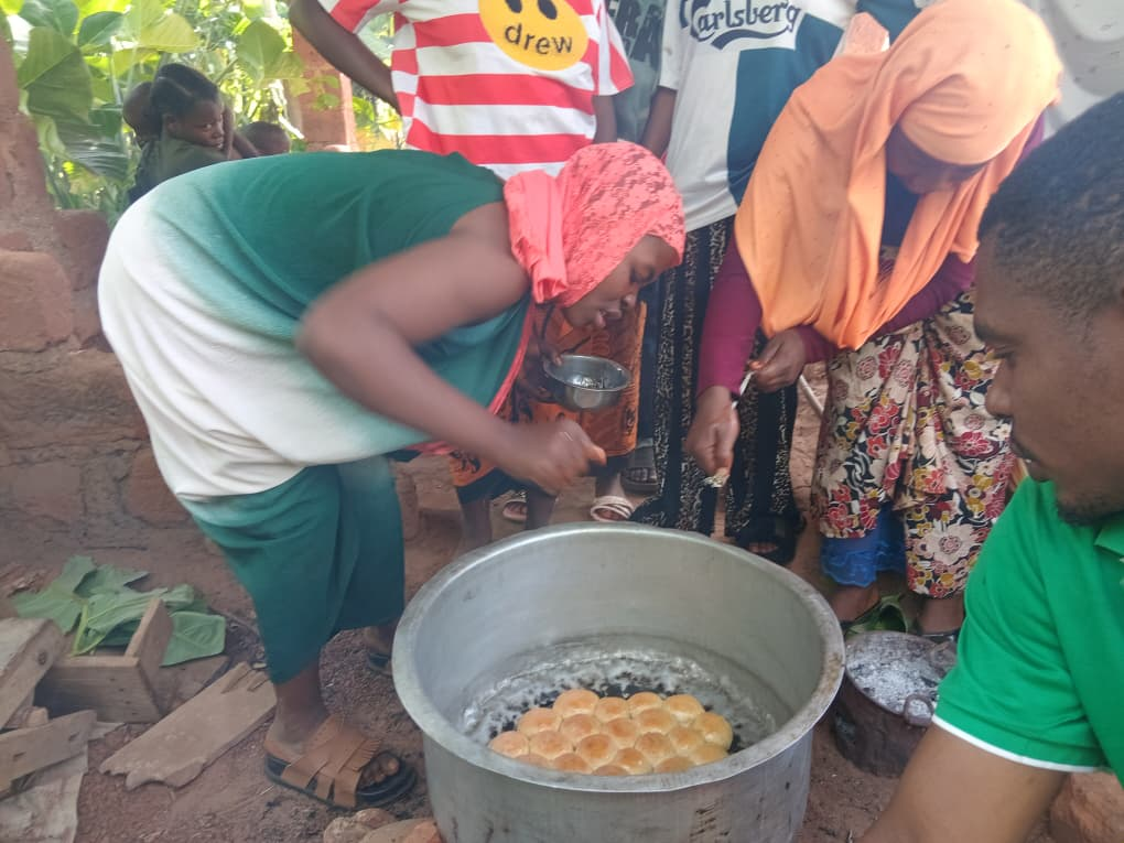 Simbo Young Women Entrepreneurs — Scone Baking Training 4